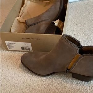 Lucky Ankle Booties — style Bartalino